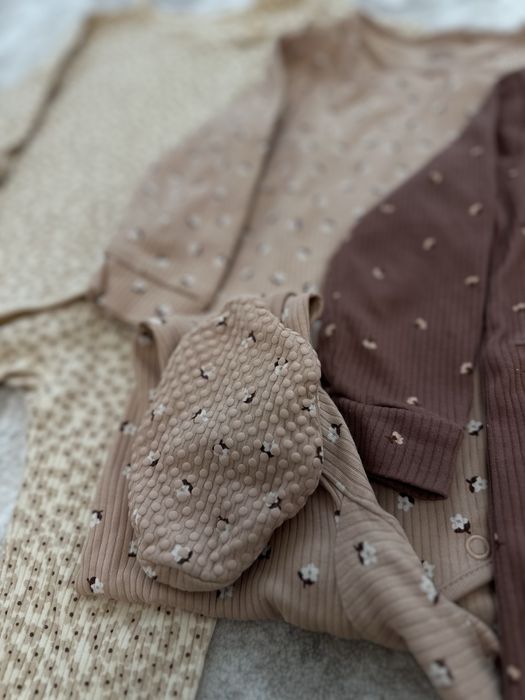 Дитячий одяг гарному стані