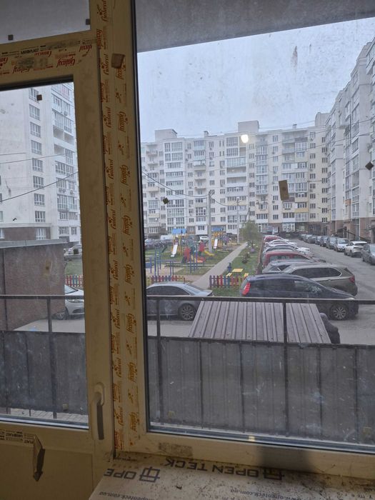 Продаж квартири під комерцію або житло. - More