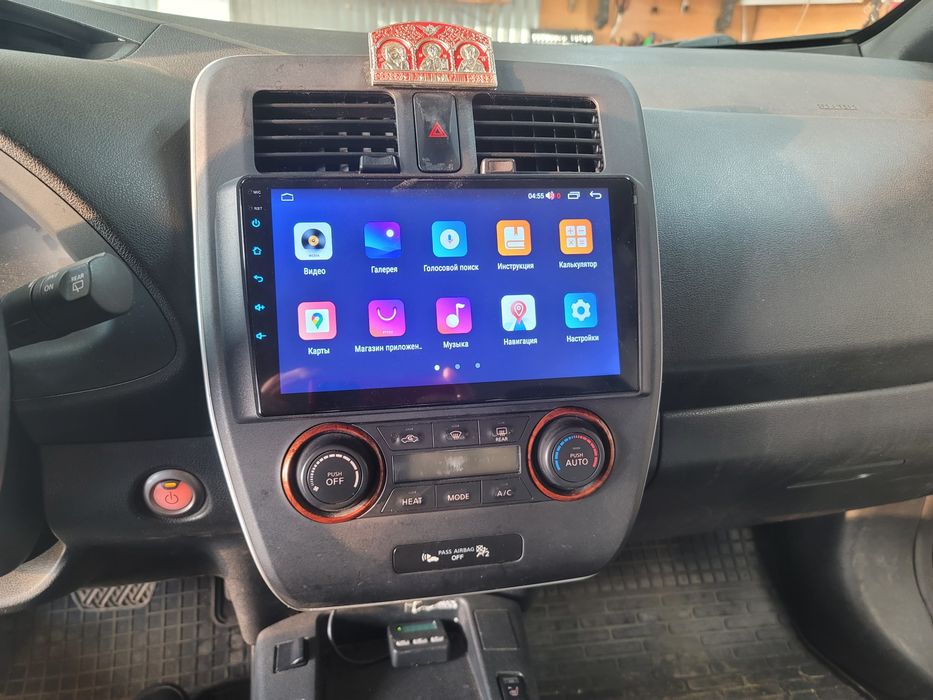 Штатная магнитола для Nissan Leaf , CarPlay 8м ядер Qled