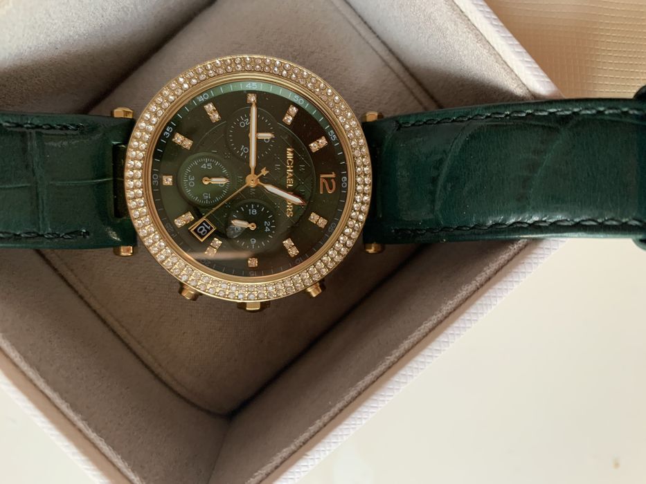 Новые часы,, MICHAEL KORS,,