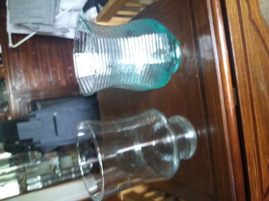 Duas jarras diferentes mas bonitas