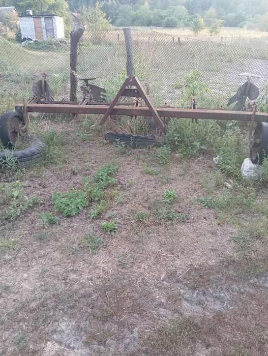 Продам трактор Т25