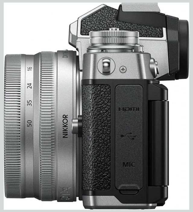 Nikon z fc como nova