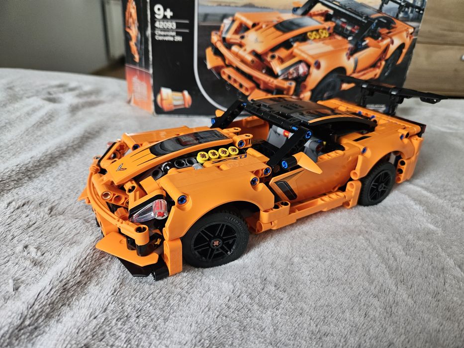 LEGO  Technic 41679 Chevrolet Corvette ZR1