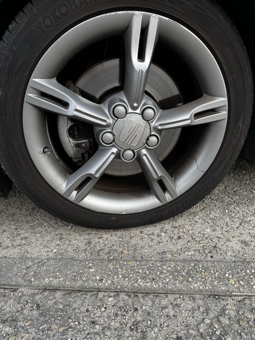 Vendo ou troco jantes 17 leon 1P FR