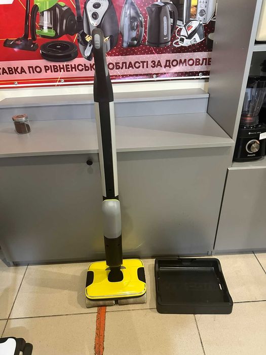 Миючий акумуляторний пилосос Karcher FC 7 Б\У ВЖИВАНИЙ