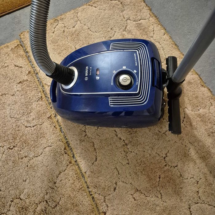 Odkurzacz Bosch ProSilence Serie 4