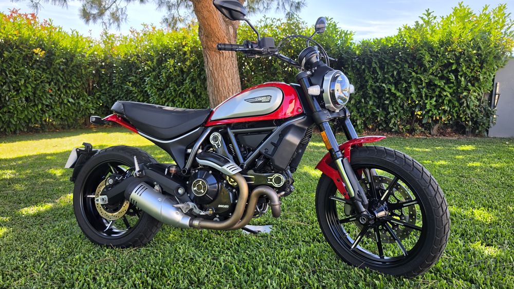 Ducati scrambler icon 800