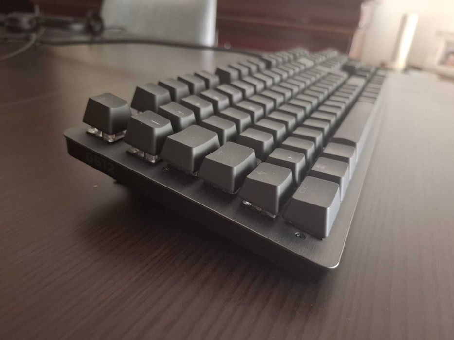 Teclado Gaming LOGITECH G512 Carbon (Mecânico - Português - Preto)