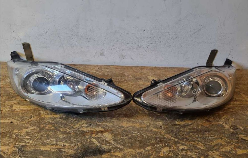 Ford Fiesta MK7 форд фиеста 7 Фары (фара левая, правая) европа америка