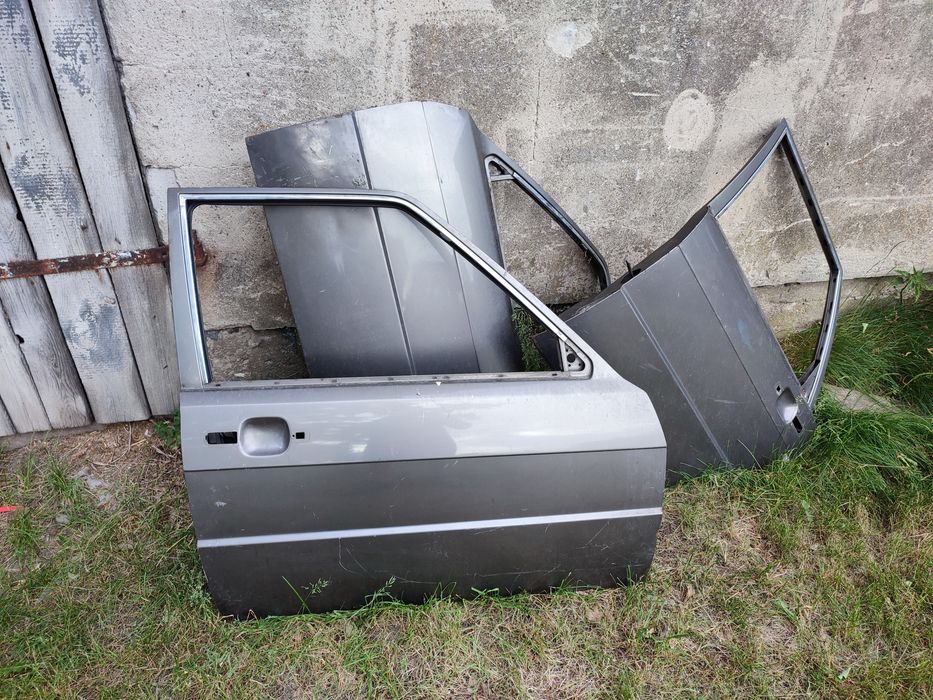 Sprzedam drzwi do Audi 80 b2