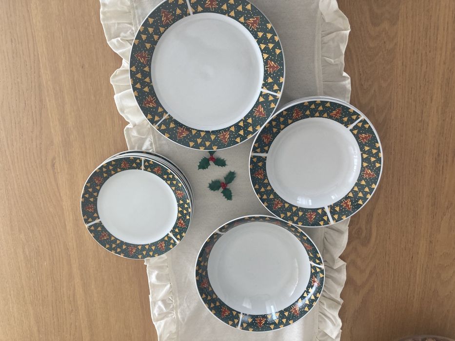 Conjunto de louça de Natal