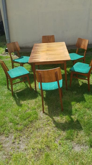 Komplet mebli fornirowanych do renomowania lata 70 PRL