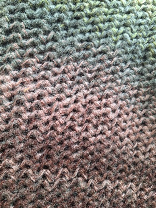 komin z włóczki  wymiary długość na płasko 67cm szerokość 27cm