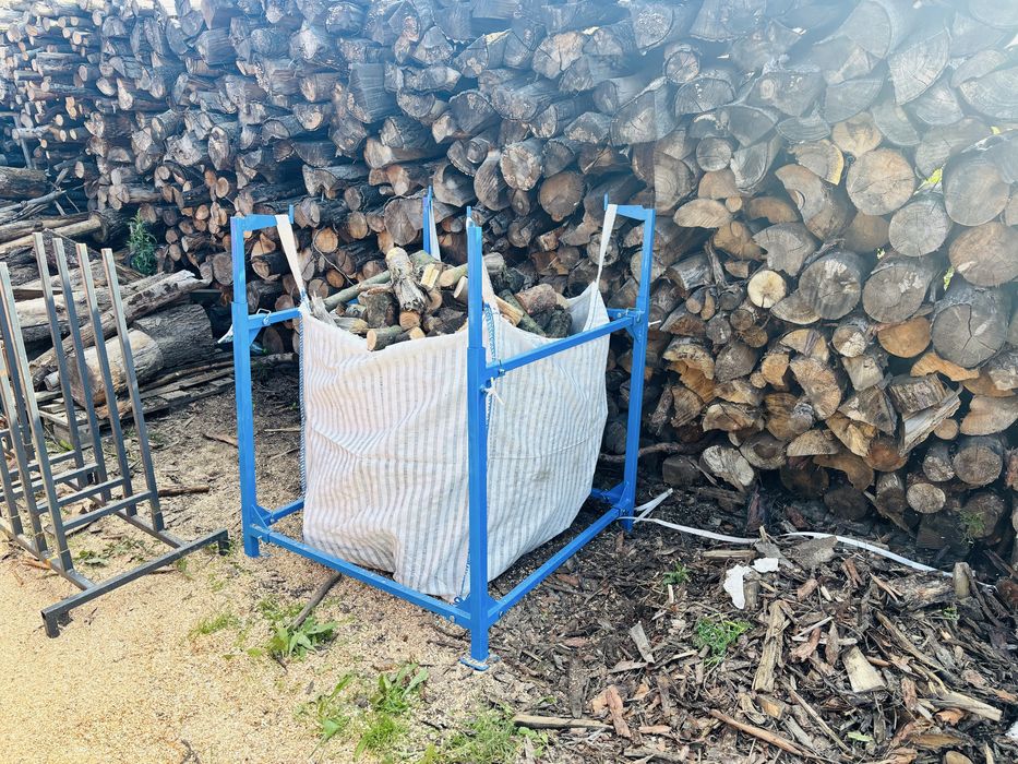 Stojak na big bag worki drewno gruz zborze pakowanie materiałów sypkich