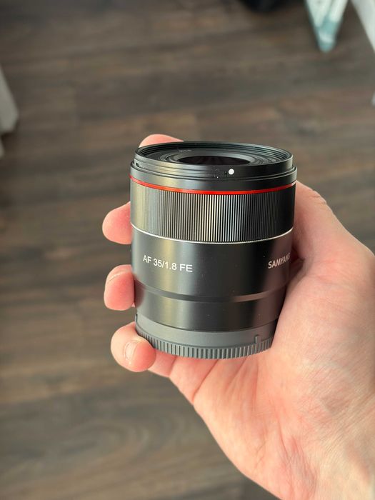 Об'єктив Samyang AF 35mm f1.8 EF для Sony E