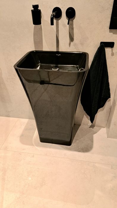 Umywalka wolnostojąca BESCO ASSOS BLACK