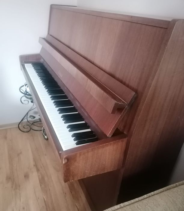 Pianino Weinbach