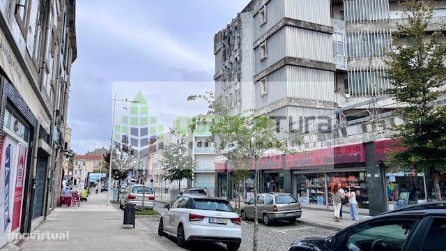 Apartamento T2+1 DUPLEX | permite usar como 2 apartamentos distinto... — Bonfim, Porto