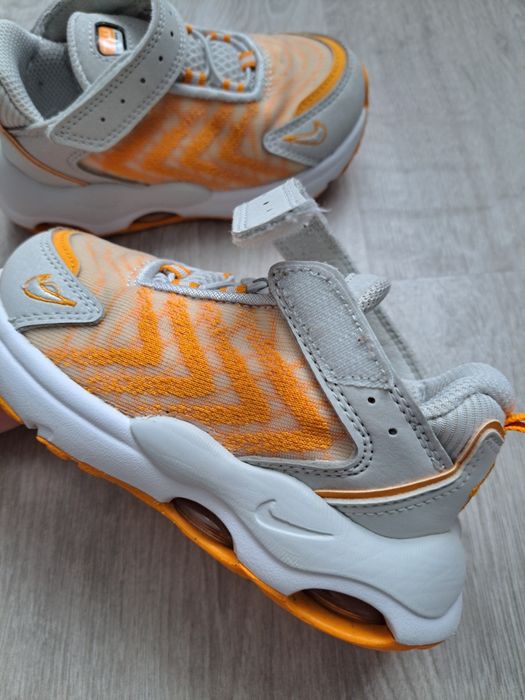 Nike Air Max кросовки 25р/кросівки легенькі на пінці/кеди 25р/кроси кросовки nike Air Max літні легенькі