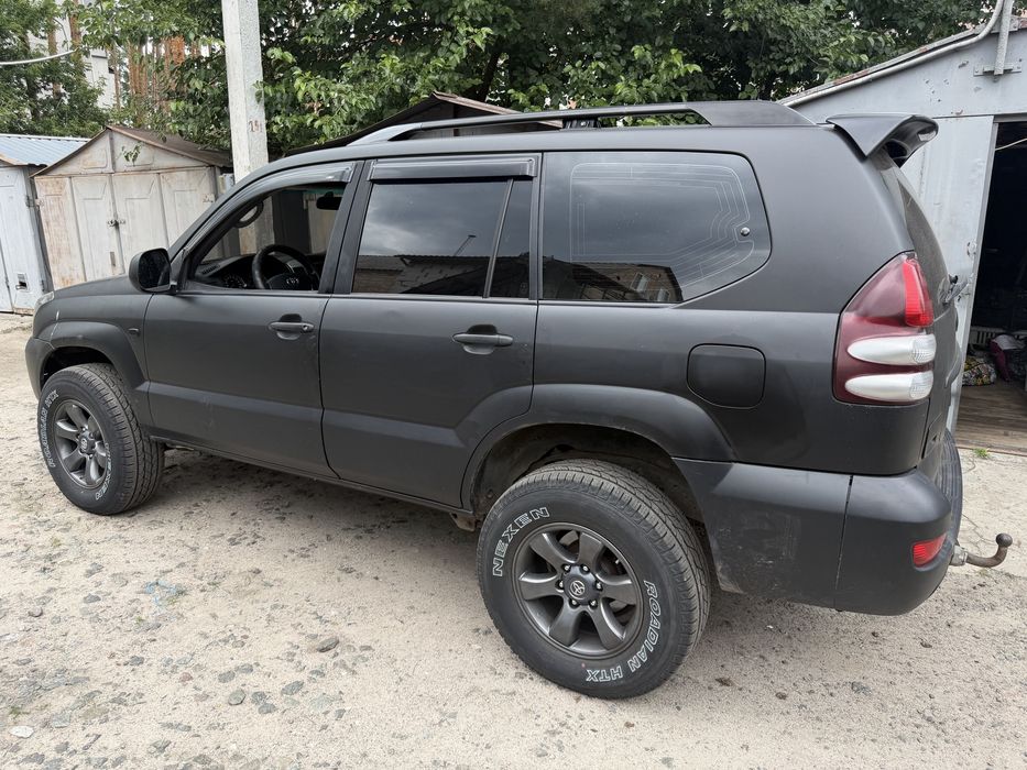 Продам Toyota Land Cruiser Prado 120