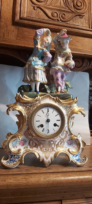 Stary XlX wiek ,zegar kominkowy,  porcelana.