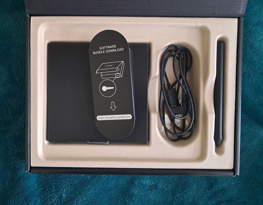 Графічний планшет Wacom Intuos Draw S Pen S