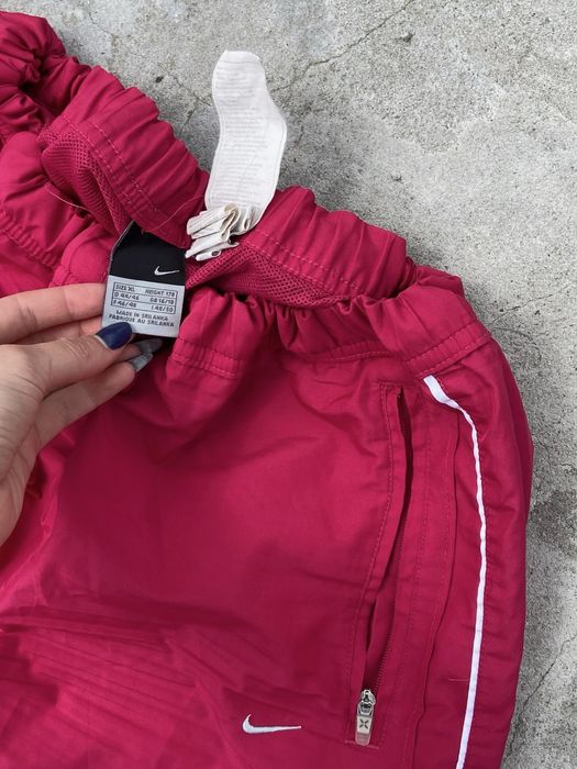 бріджі Nike