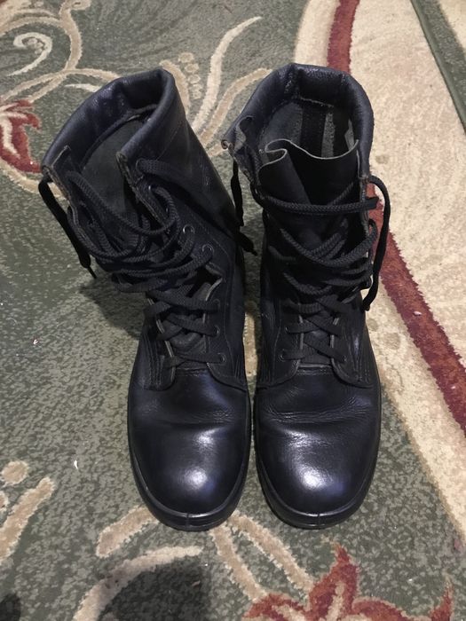 Продам берцы (кожа)