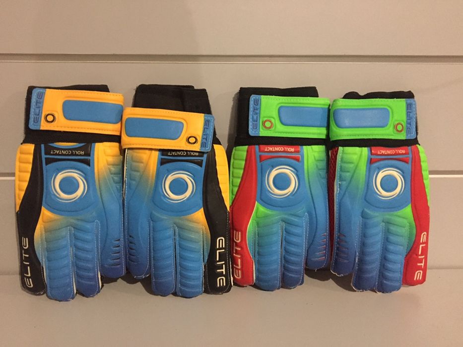 Вратарские футбольные перчатки Воротарські рукавиці 6,7,8,9