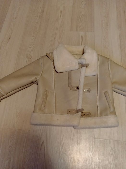 Куртка.   На девочку