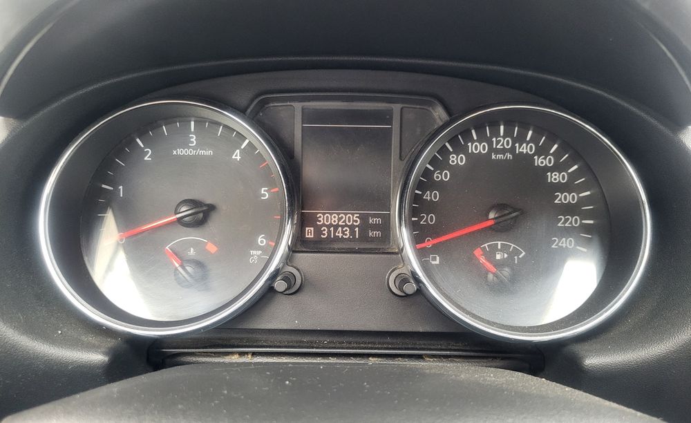 Nissan Qashqai Tekna 1.5 dci 110cv cx6