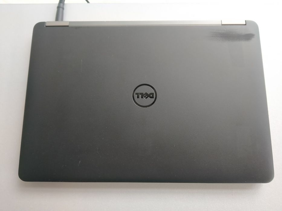 Ultrabook Dell Intel Core i5 V Pro.