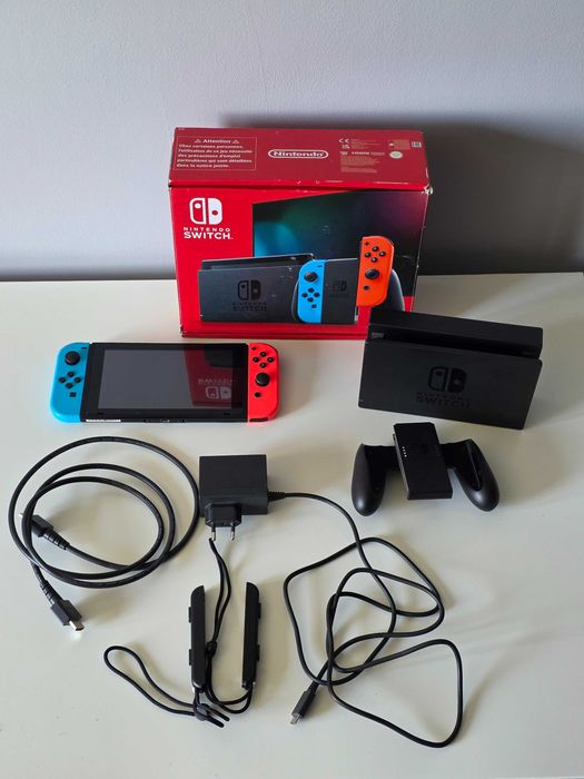 Konsola Nintendo Switch neon zestaw