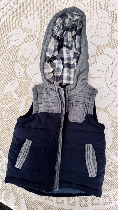 Жилет теплий для хлопчика 6-9 місяців