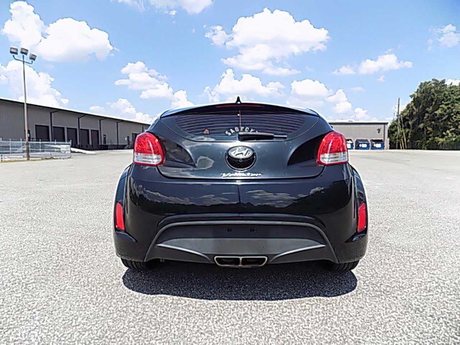Hyundai Veloster Turbo      2015