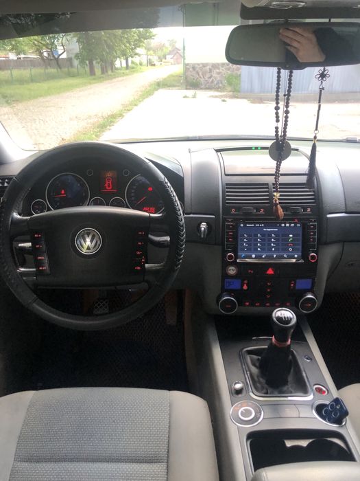 Свіжопригнаний Touareg 2006 року
