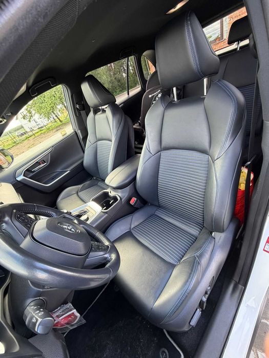 TOYOTA RAV 4 Selection 4x4