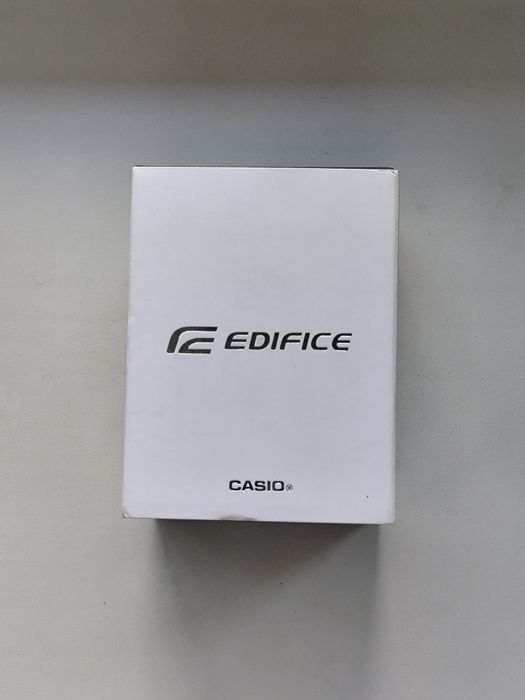 Чоловічий годинник Casio EDIFICE Classic EFV-C120L-8AEF — новий, оригінал