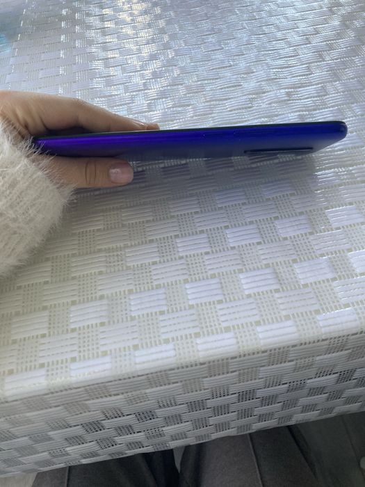 Телефон Redmi 9 в ідеалі