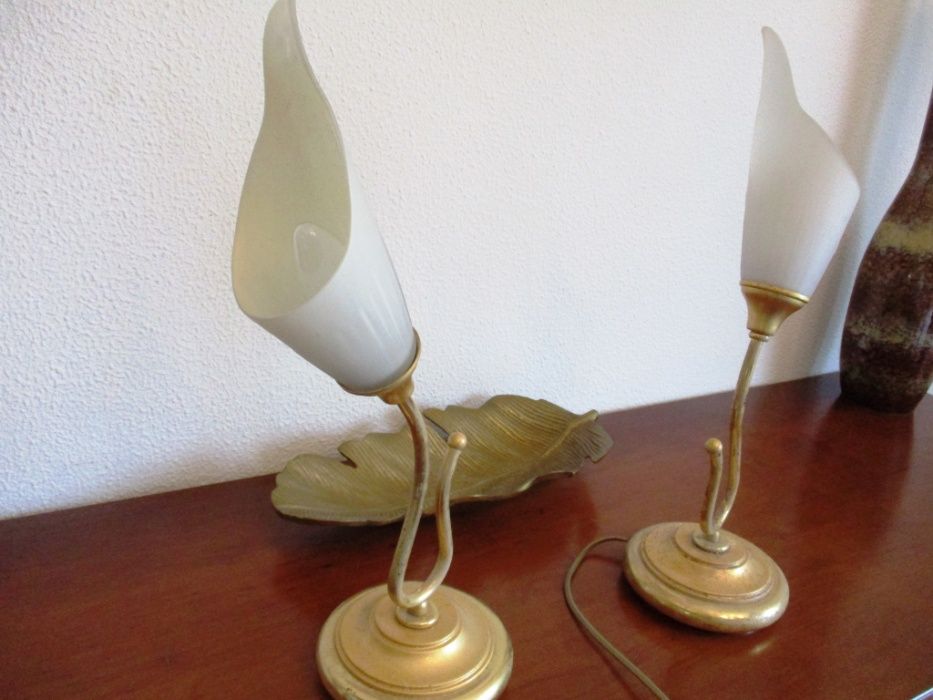 Candeeiros para quarto ou sala muito antigos