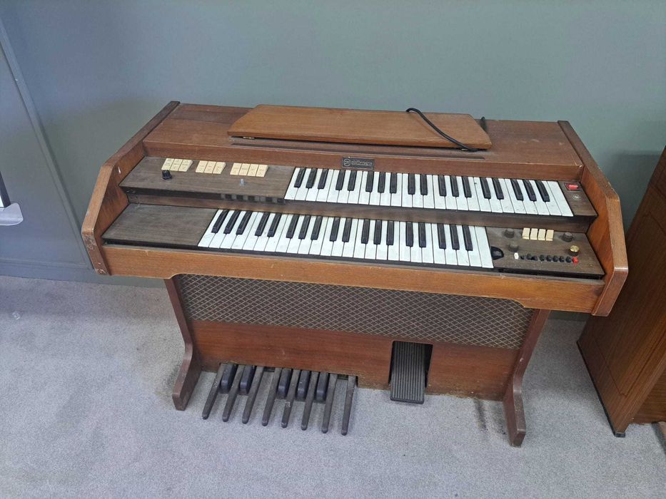 Órgão elétrico CRB Eletronica Diamond 738 A