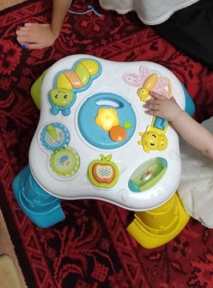 Столик музичний розвиваючий