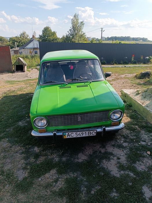 автомобіль ваз 2101