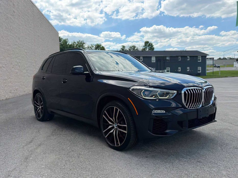 BMW X5 xDrive50i      2019