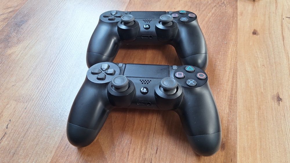 Konsola PlayStation4