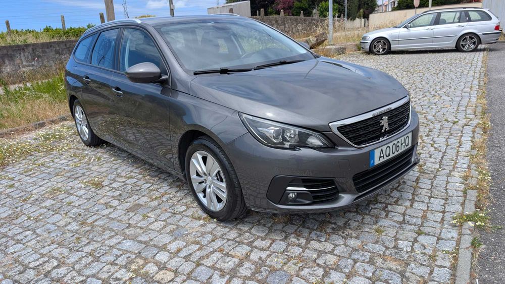 Peugeot 308 SW 1.5 BlueHDi EAT8 130CV | 2019 | Câmara Traseira