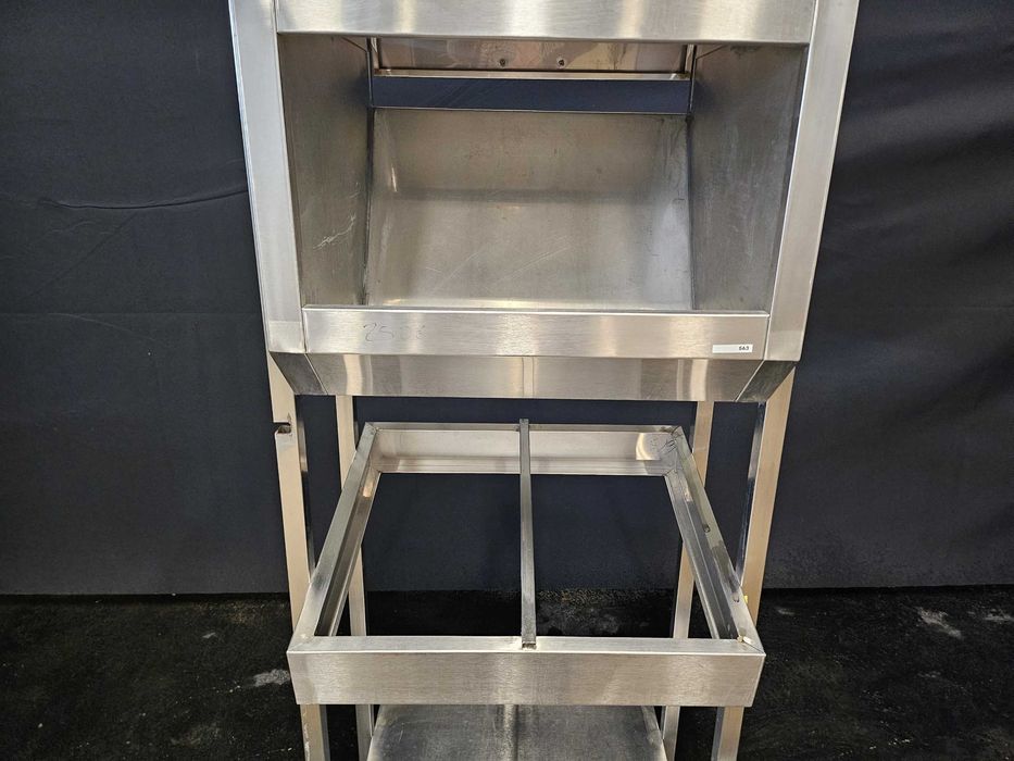 Móvel dispensador para self-service