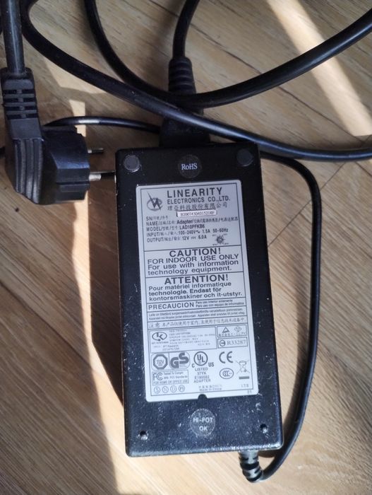 Tv lcd 22 cale stan bdb z dvd