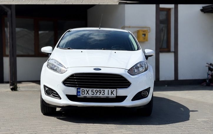 Ford Fiesta 2013 VIN WF0DXXGAKDDM78944 фото оголошення 2 з 18
